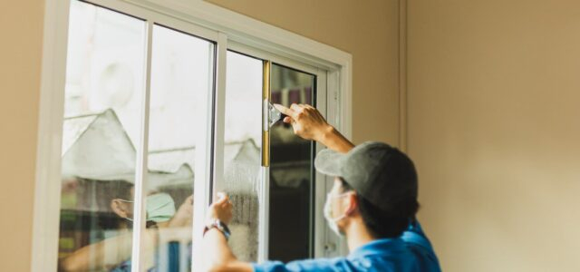how-planned-maintenance-saves-you-money-following-your-automatic-door-installation_08b96564862fb7337d5f6764cae4bcb1_2000